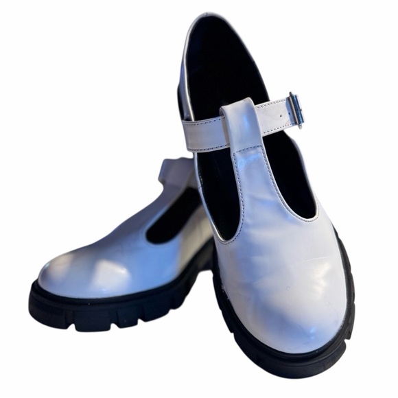 Madden Girl Shoes - Madden Girl White Chunky Heel Mary Jane Shoes - Adjustable Strap Size 7.5 M